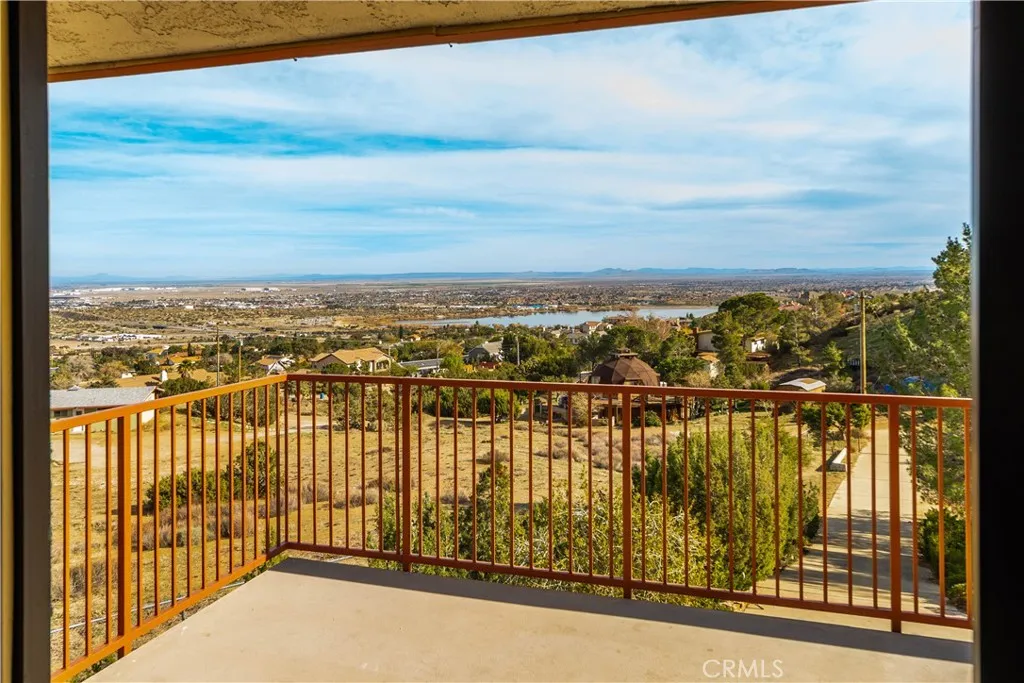 36421 Oliver, Palmdale, California 93551 home-pic-34