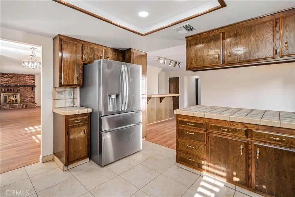 36421 Oliver, Palmdale, California 93551 home-pic-23