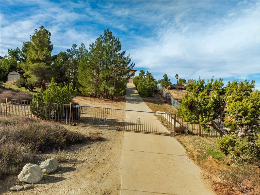 36421 Oliver, Palmdale, California 93551 home-pic-54