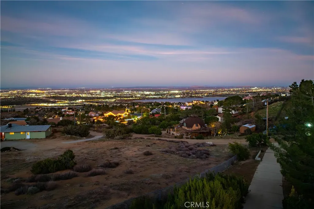 36421 Oliver, Palmdale, California 93551 home-pic-39