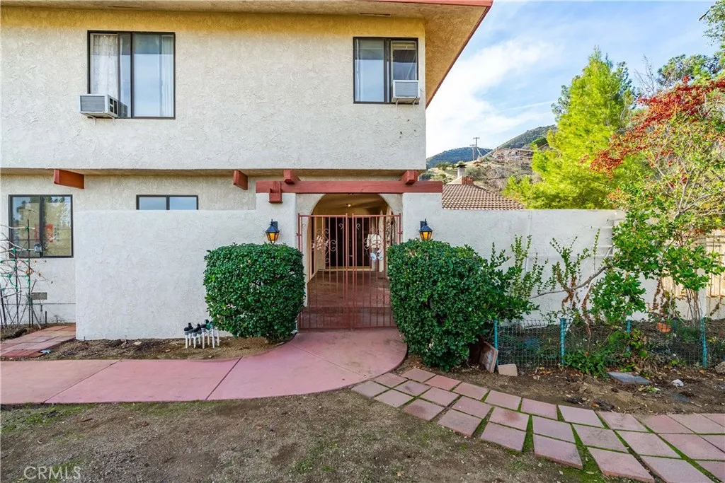 36421 Oliver, Palmdale, California 93551 home-pic-10