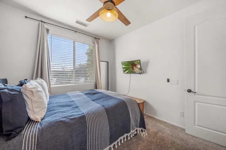 48638 Anastacia Ct (10 of 60)