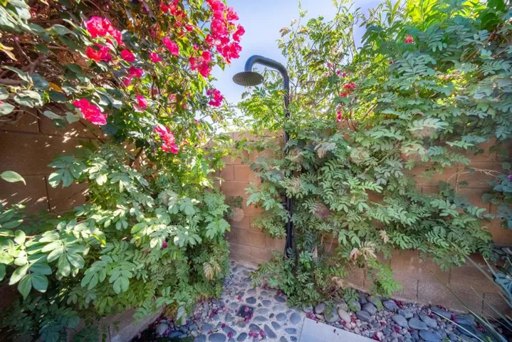 Anastacia Outdoor Shower