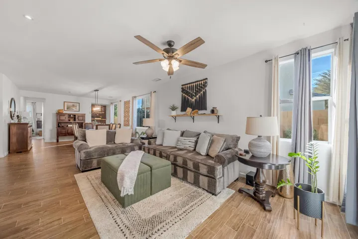 48638 Anastacia Ct (29 of 60)