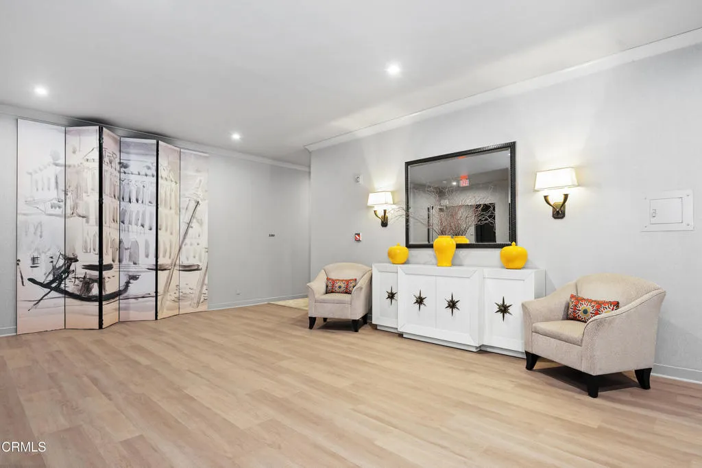 2329 Century Hill, Los Angeles, California 90067 home-pic-24