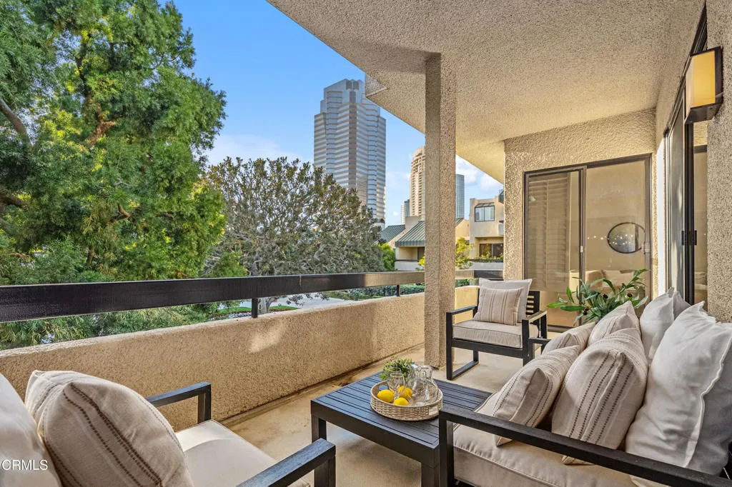 2329 Century Hill, Los Angeles, California 90067 home-pic-7