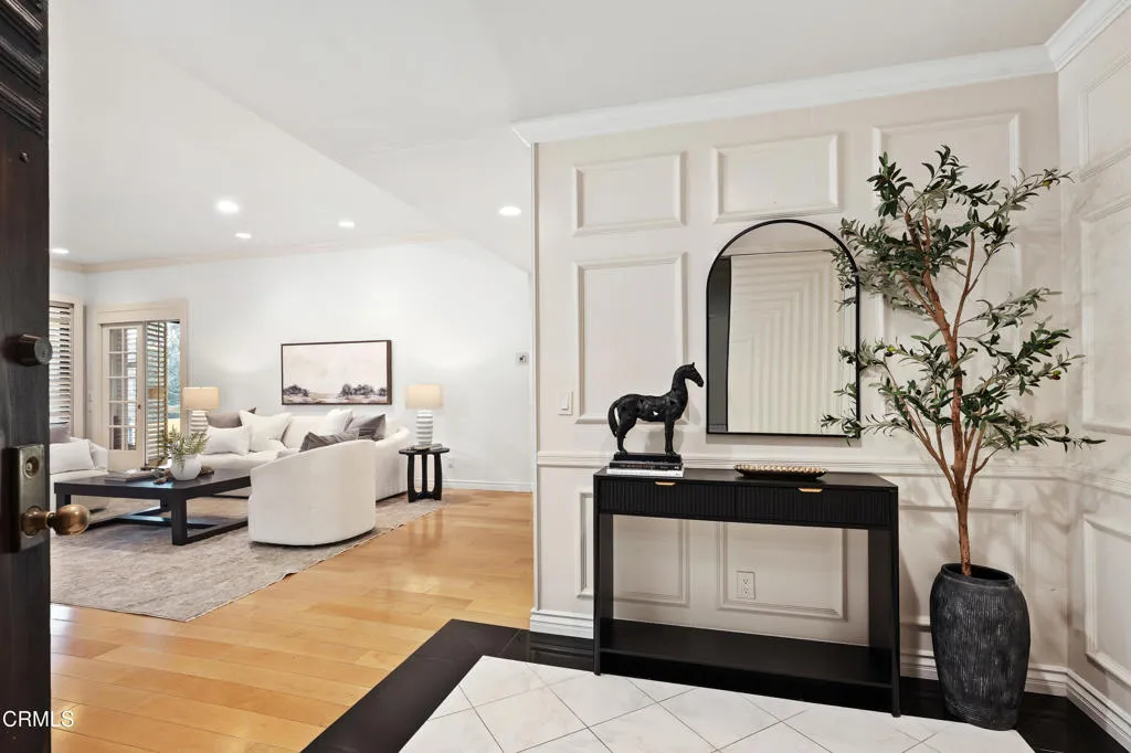 2329 Century Hill, Los Angeles, California 90067 home-pic-3