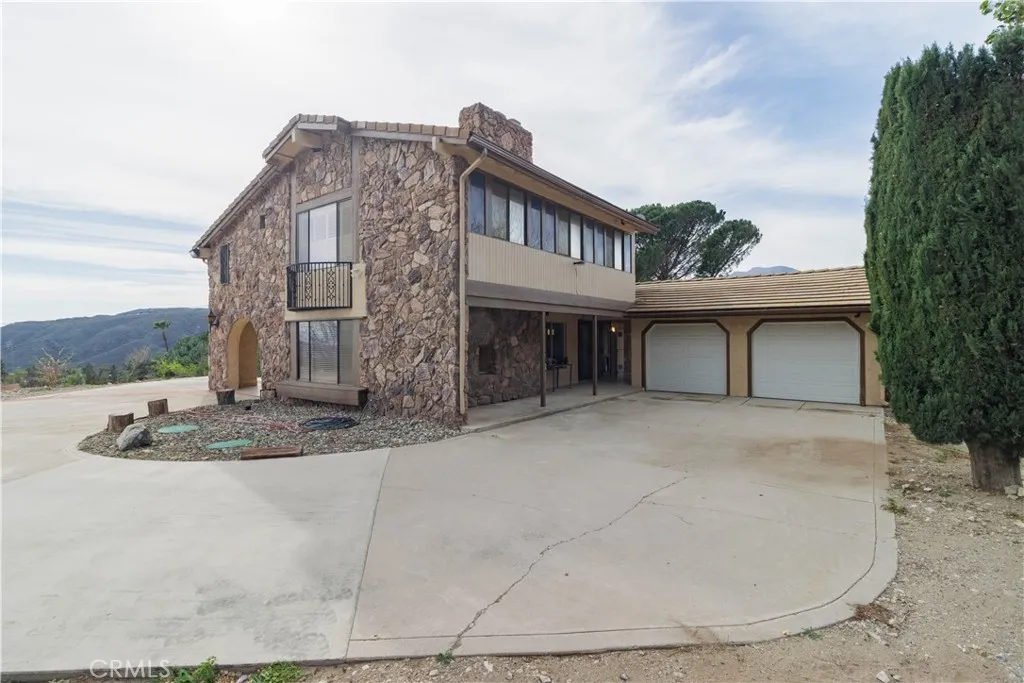 750 Woodlawn, San Bernardino, California 92407 — photo 5