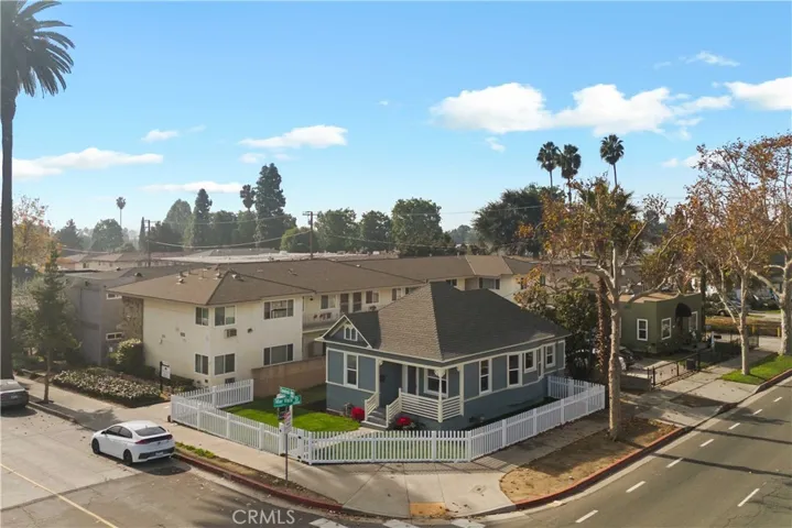7603 Comstock, Whittier, California 90602