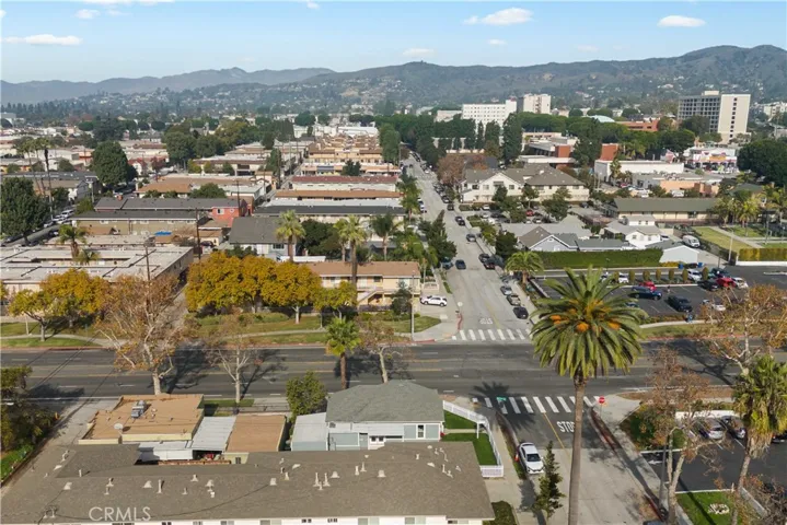 7603 Comstock, Whittier, California 90602