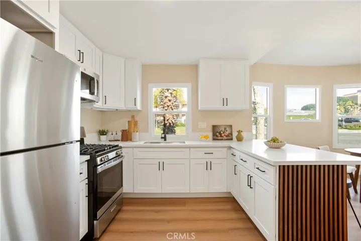 7603 Comstock, Whittier, California 90602