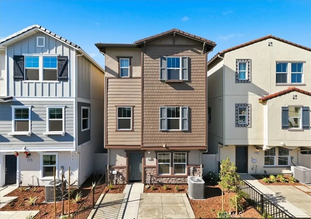 2520 Iconic Street, South El Monte, California 91733 home-pic-1