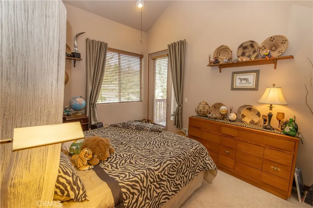 39255 Seminole, Fawnskin, California 92333 home-pic-40