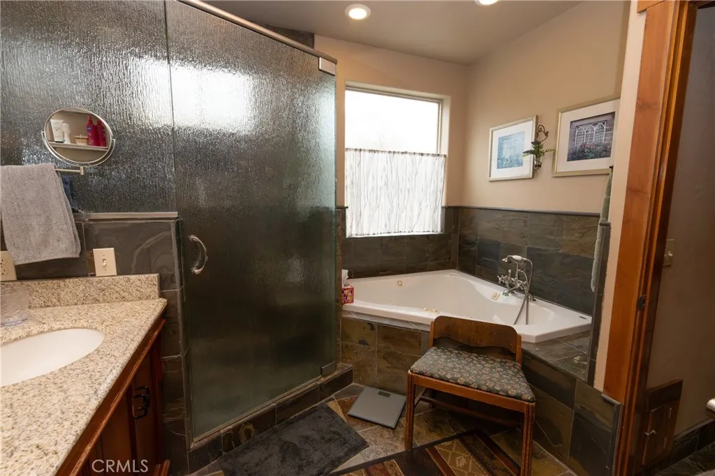 39255 Seminole, Fawnskin, California 92333 home-pic-18