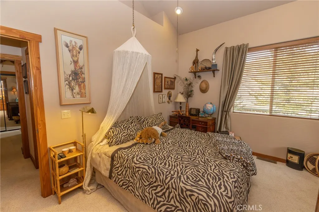 39255 Seminole, Fawnskin, California 92333 home-pic-39