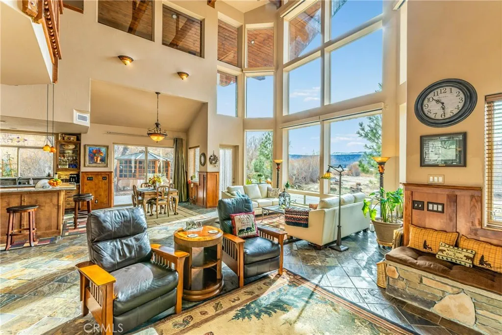 39255 Seminole, Fawnskin, California 92333 home-pic-5