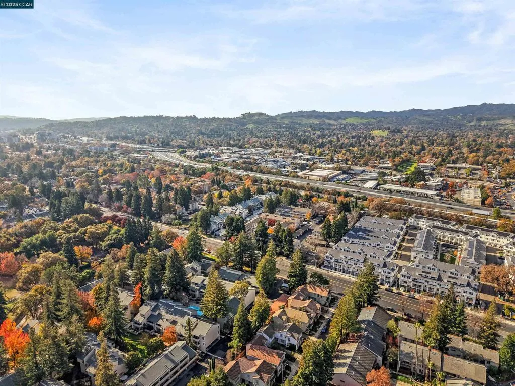 2720 Oak Rd 129, Walnut Creek, California 94597 home-pic-29