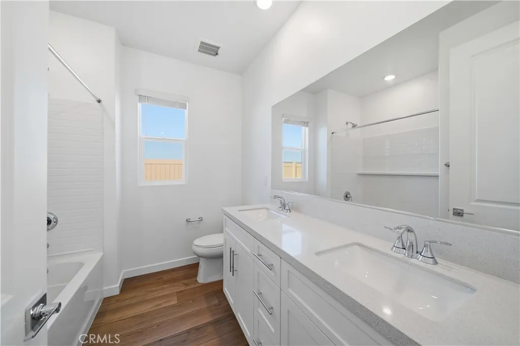 3248 E Avenue J-3, Lancaster, California 93535 home-pic-21