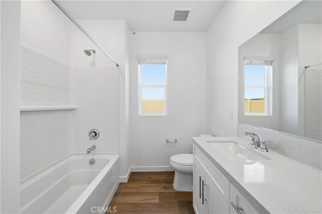 3248 E Avenue J-3, Lancaster, California 93535 home-pic-24