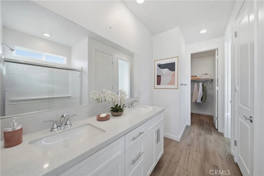 3248 E Avenue J-3, Lancaster, California 93535 home-pic-18