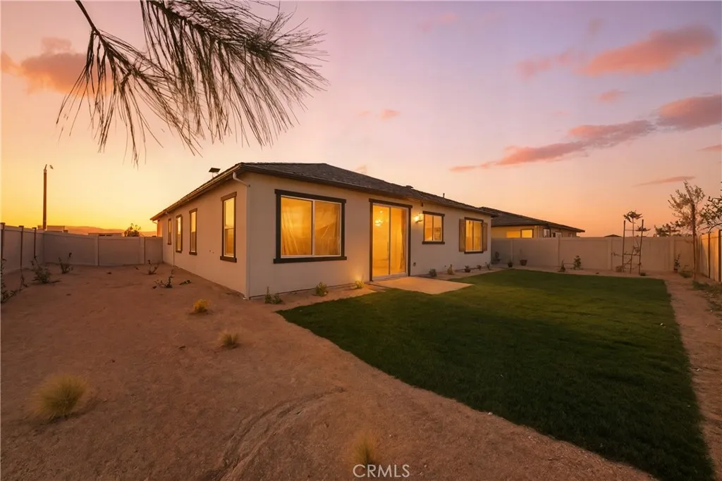 3248 E Avenue J-3, Lancaster, California 93535 home-pic-29