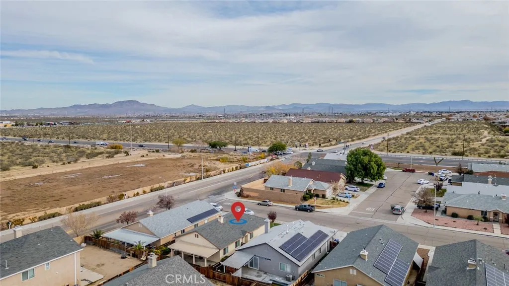 13686 Sylvan Oaks Road, Victorville, California 92392 home-pic-36