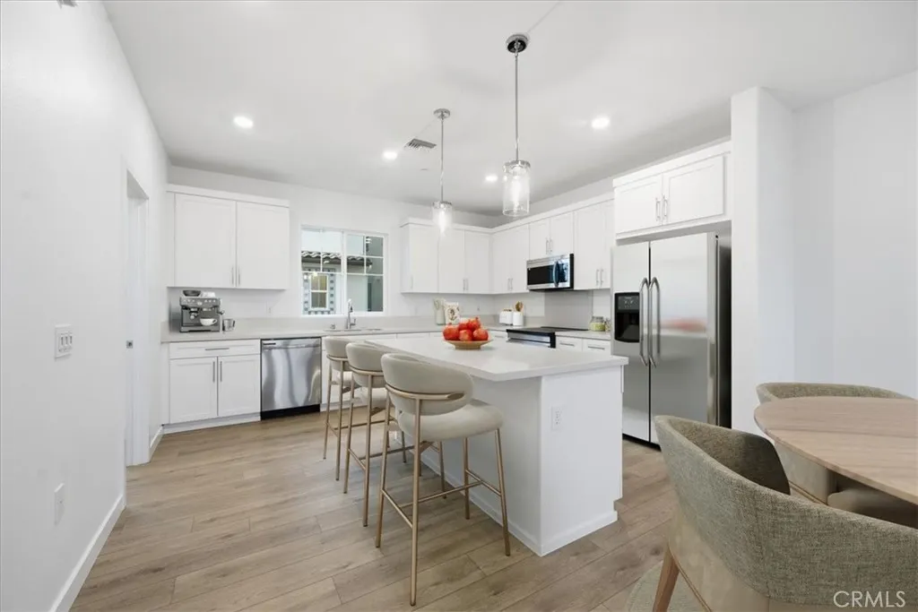 2525 Iconic Street, South El Monte, California 91733 home-pic-4