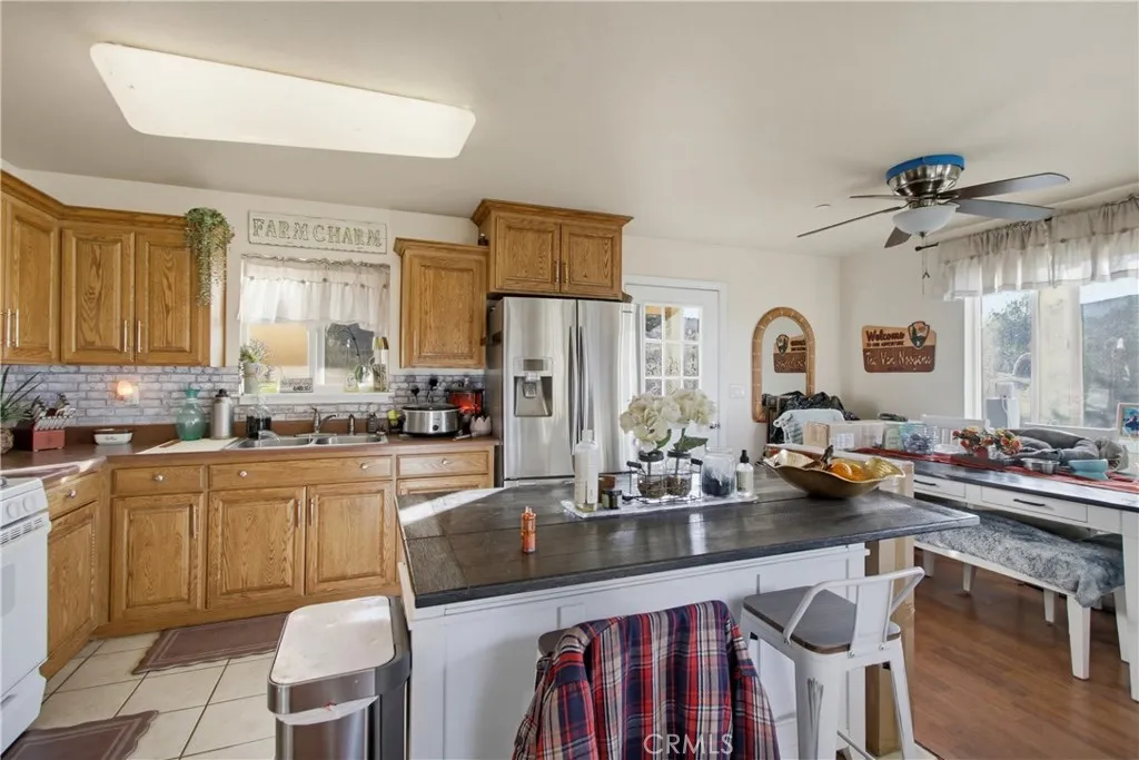 1473 Arnoldo Road, Dulzura, California 91917 home-pic-2