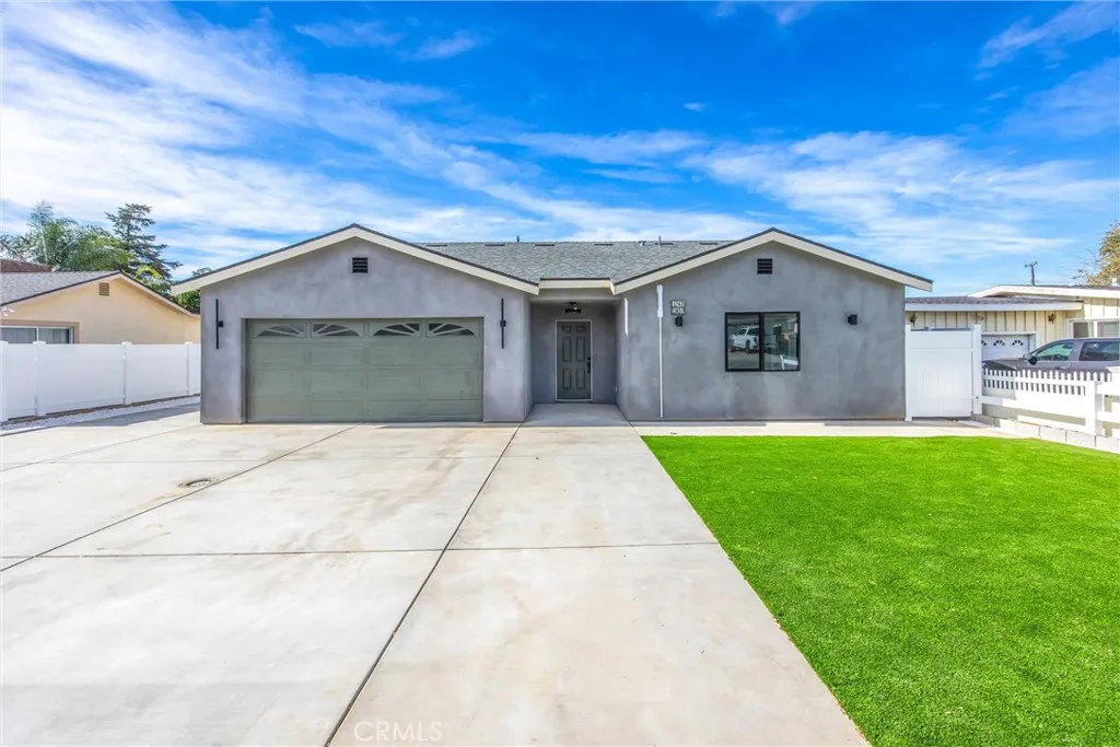 1243 N California, Beaumont, California 92223 home-pic-1