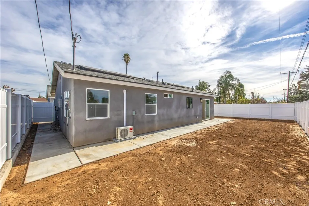 1243 N California, Beaumont, California 92223 home-pic-31