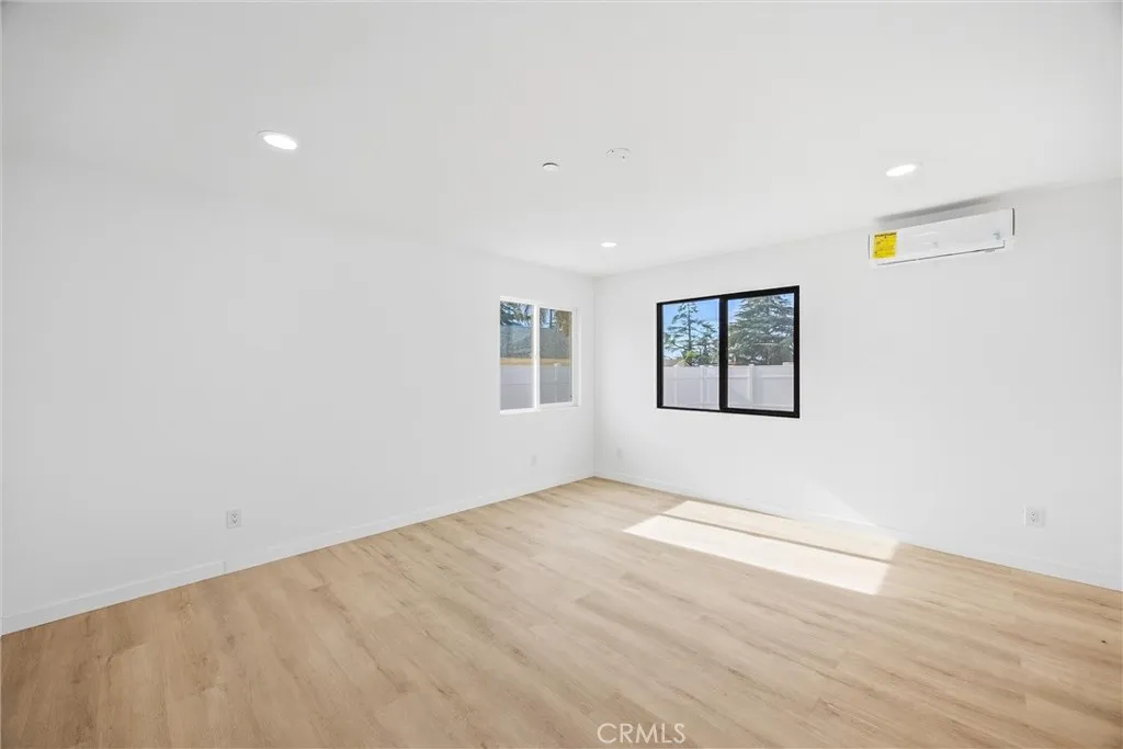 1243 N California, Beaumont, California 92223 home-pic-9
