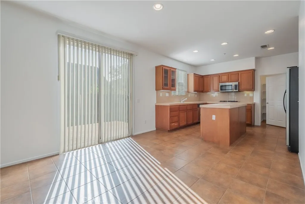 4863 Yale Street, Montclair, California 91763 home-pic-10