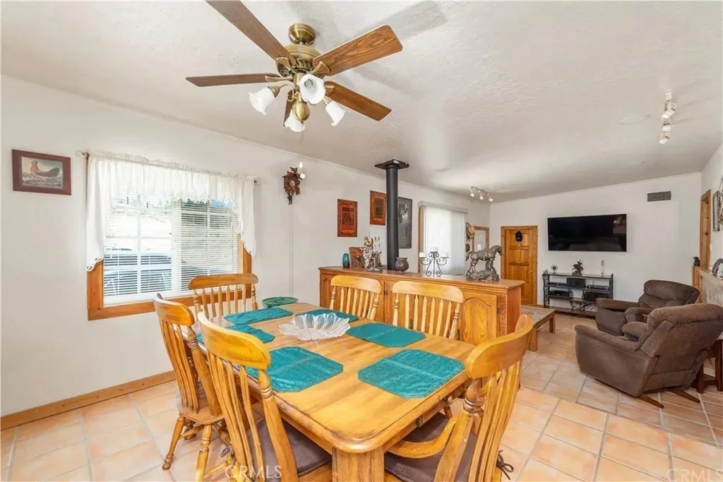 42343 Witten Drive, Aguanga, California 92536 home-pic-5