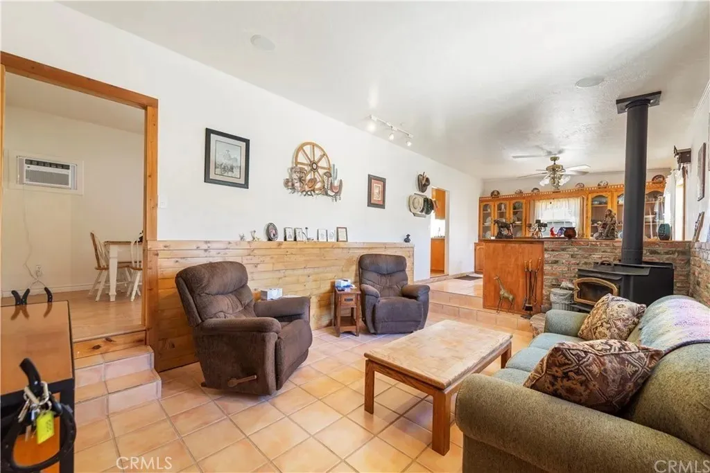 42343 Witten Drive, Aguanga, California 92536 home-pic-2