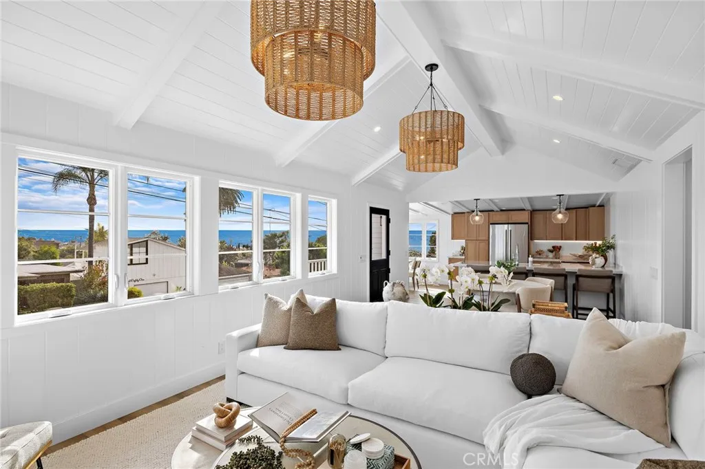 684 Seaview, Laguna Beach, California 92651 home-pic-5