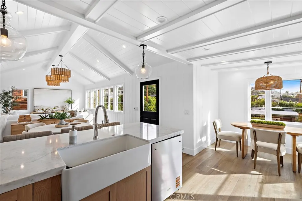 684 Seaview, Laguna Beach, California 92651 home-pic-7