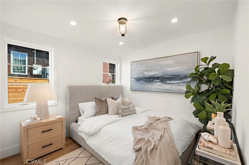 684 Seaview, Laguna Beach, California 92651 home-pic-10