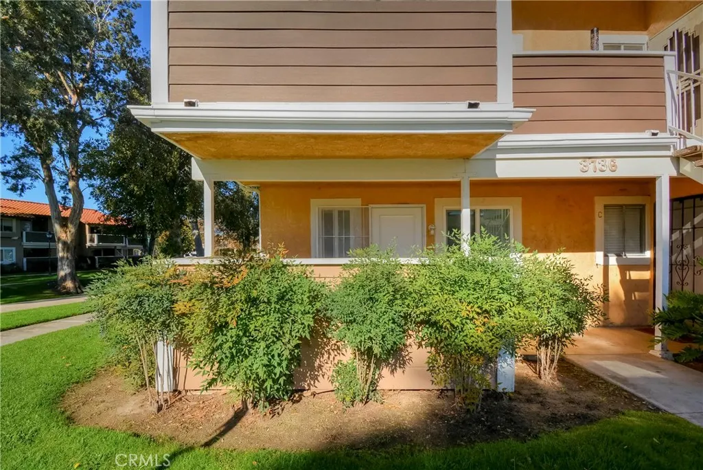 3736 Oak Creek, Ontario, California 91761 home-pic-31