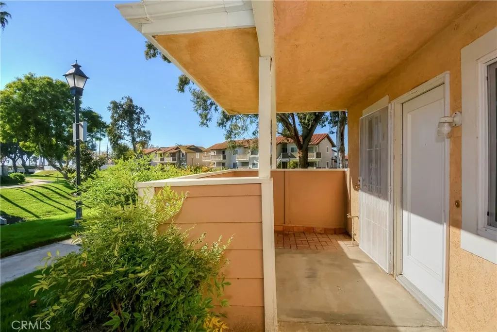 3736 Oak Creek, Ontario, California 91761 home-pic-12