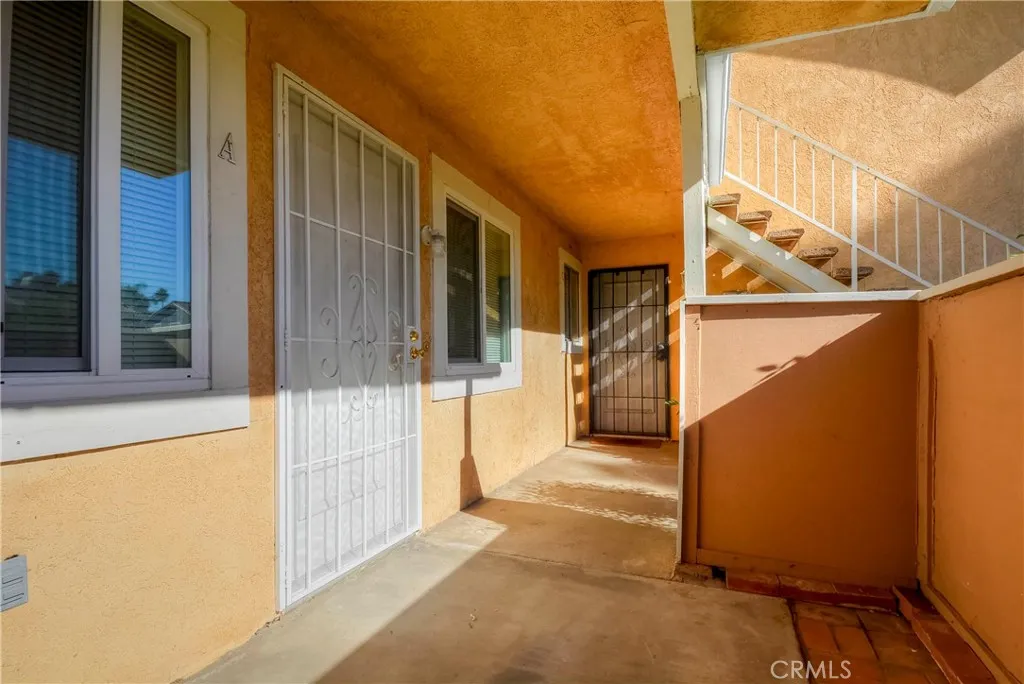 3736 Oak Creek, Ontario, California 91761 home-pic-2