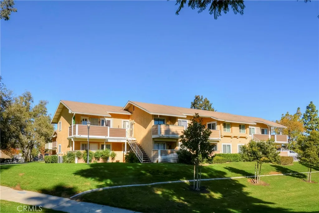 3736 Oak Creek, Ontario, California 91761 home-pic-23