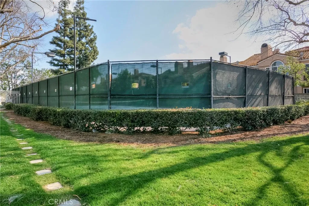 3736 Oak Creek, Ontario, California 91761 home-pic-14