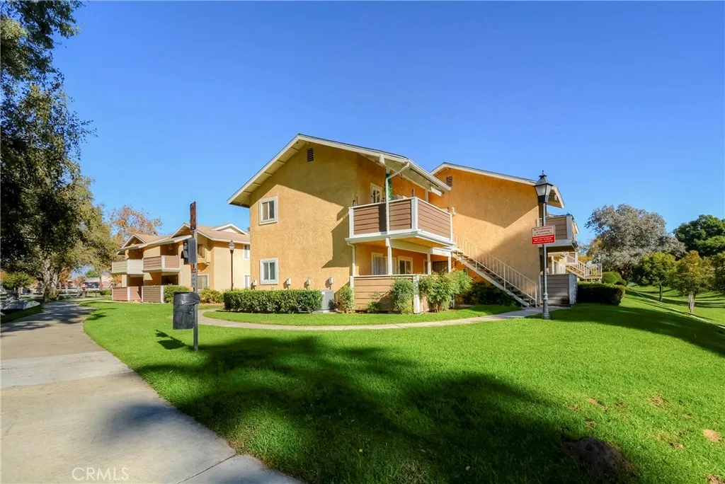 3736 Oak Creek, Ontario, California 91761 home-pic-32