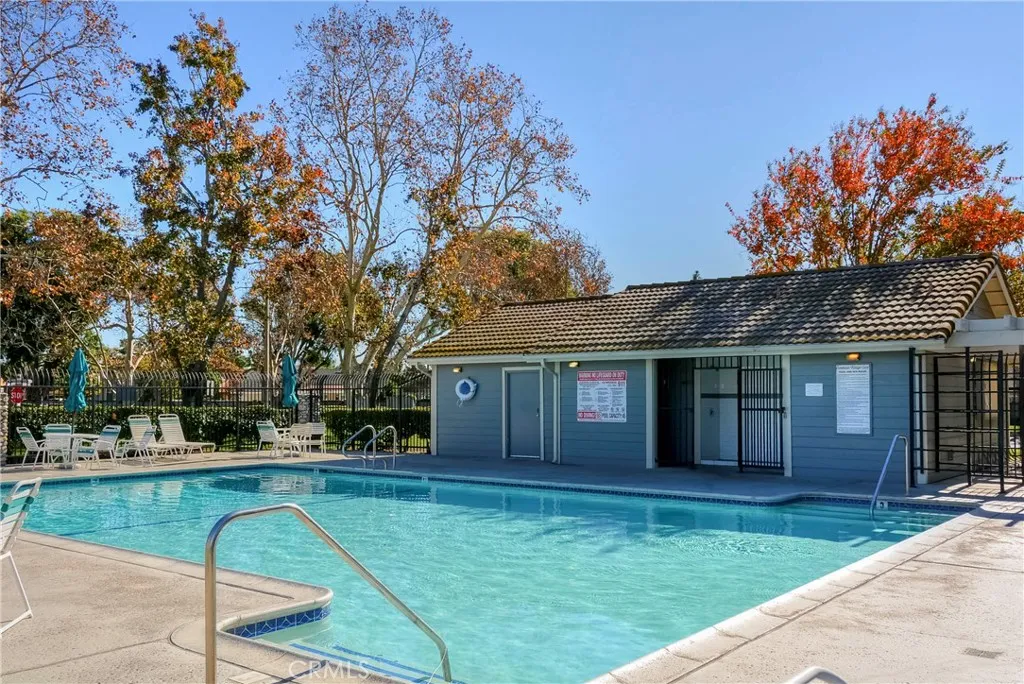 3736 Oak Creek, Ontario, California 91761 home-pic-40