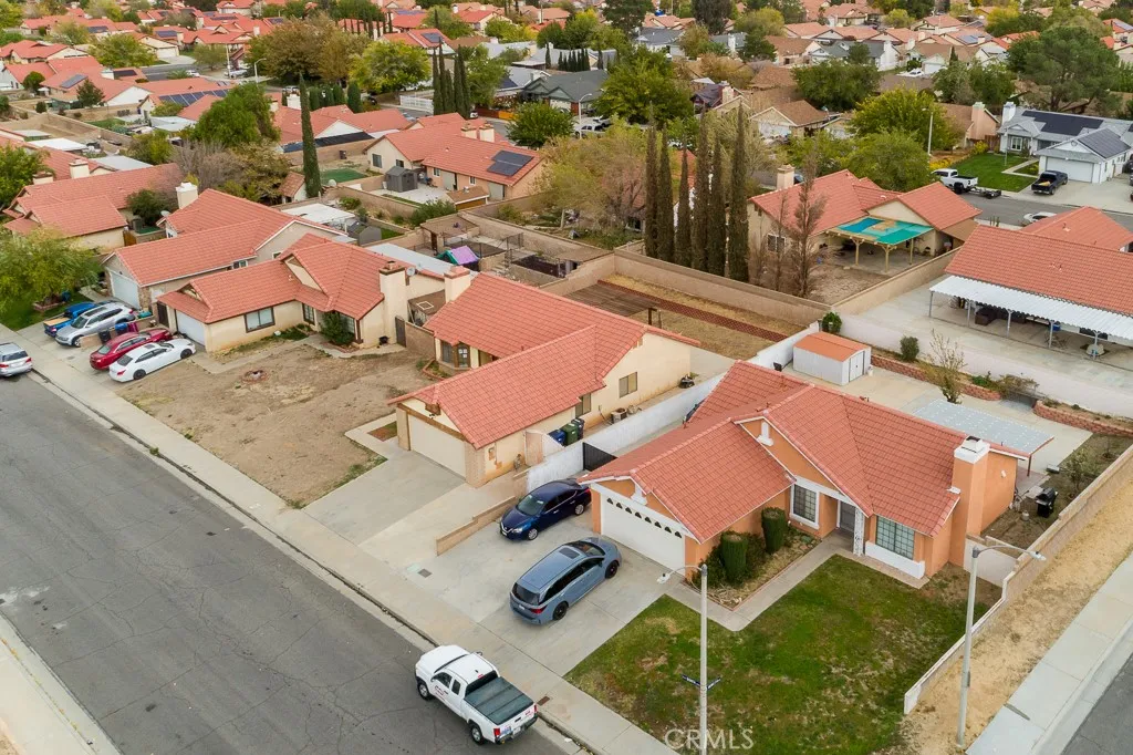 37012 Calle Bonita, Palmdale, California 93550 home-pic-20