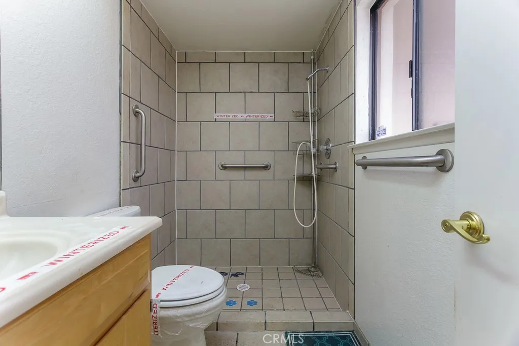 37012 Calle Bonita, Palmdale, California 93550 home-pic-12