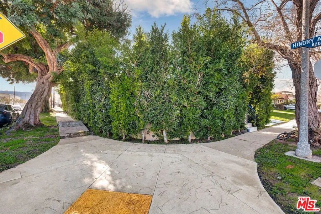 5400 W 82nd Street, Los Angeles, California 90045 home-pic-5