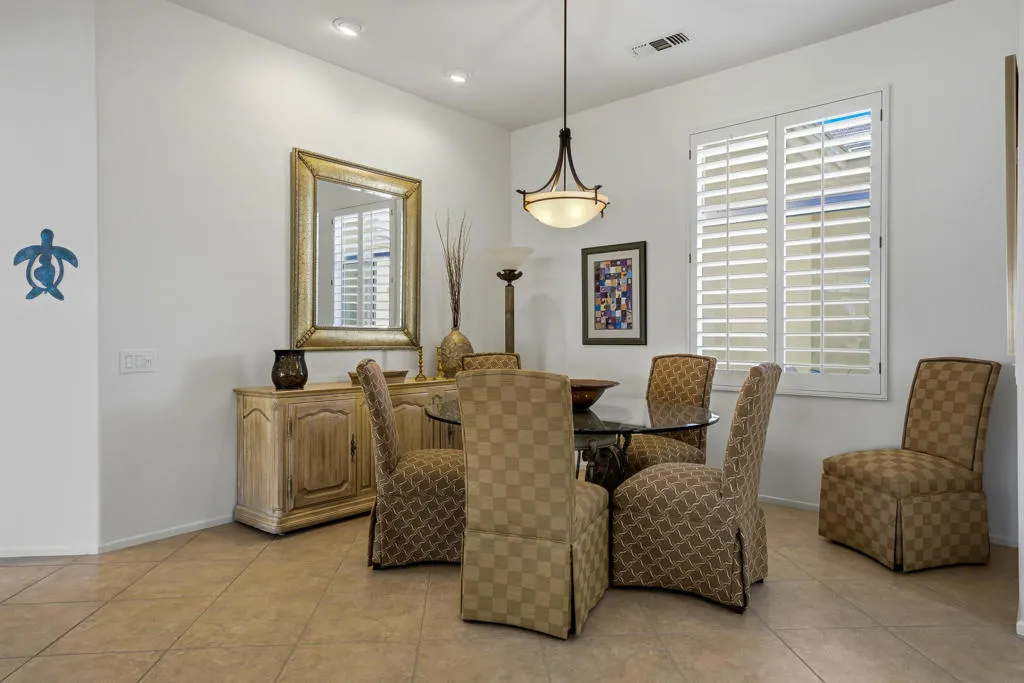 35902 Crescent Street, Palm Desert, California 92211 home-pic-18