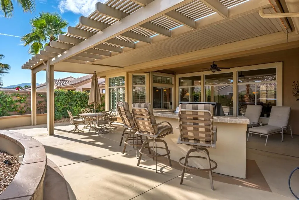35902 Crescent Street, Palm Desert, California 92211 home-pic-3