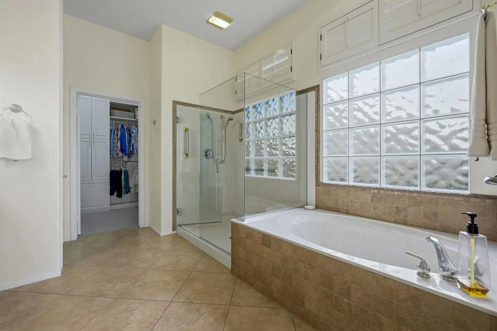 35902 Crescent Street, Palm Desert, California 92211 home-pic-23